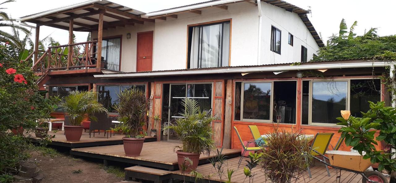 Hostal Vieroto Hanga Roa Exterior foto
